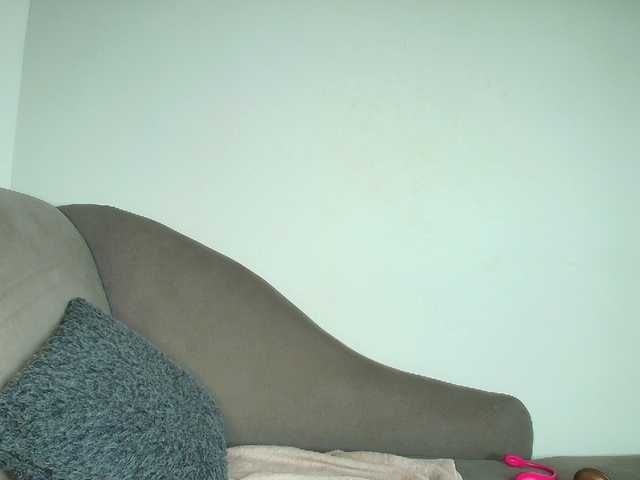 Ariia-Sweett live cam on BongaCams