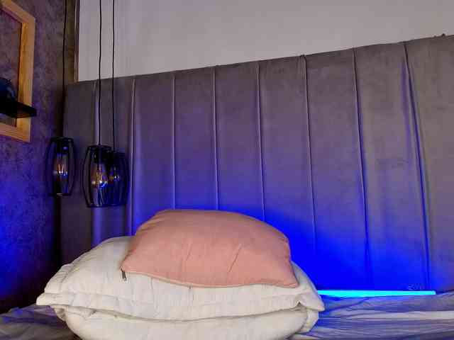 Ariia-Sweett webcam