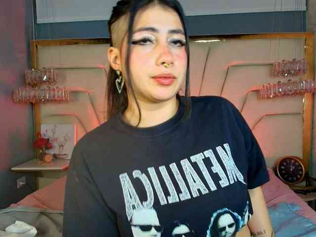 Ariia-Sweett webcam