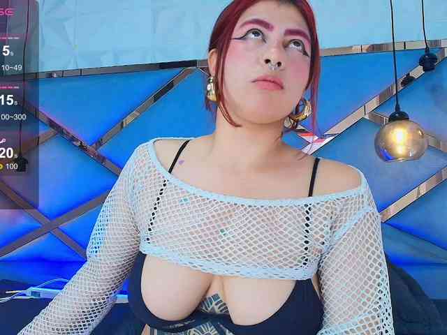 Ariia-Sweett Ariia-Sweett