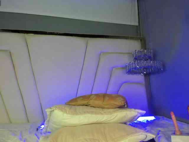 Ariia-Sweett webcam
