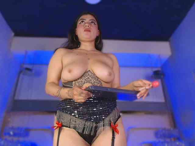 Ariia-Sweett webcam