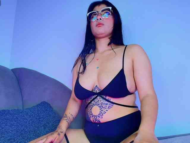 Ariia-Sweett webcam