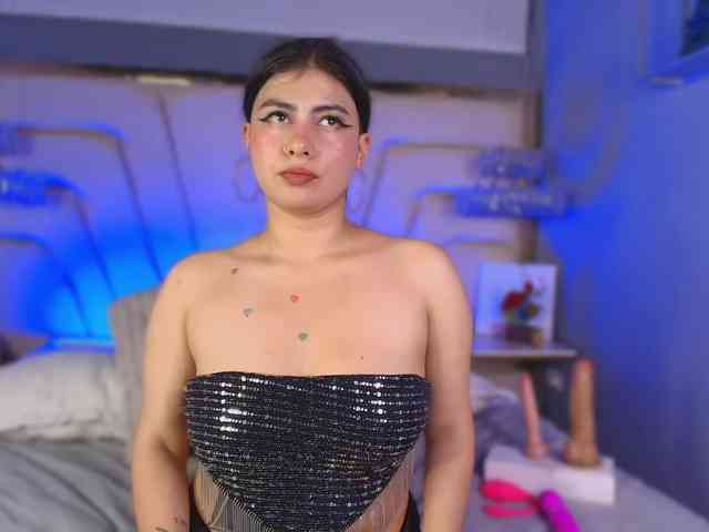 Ariia-Sweett webcam
