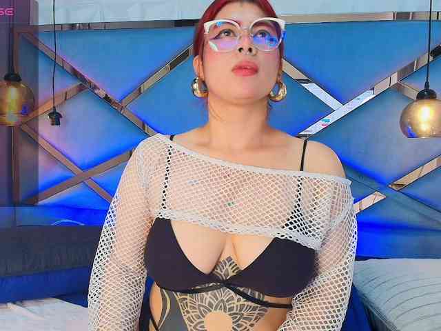 Ariia-Sweett webcam