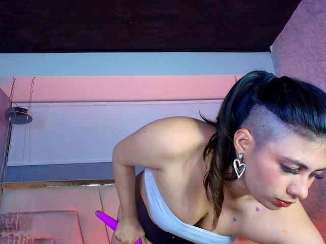 Ariia-Sweett webcam