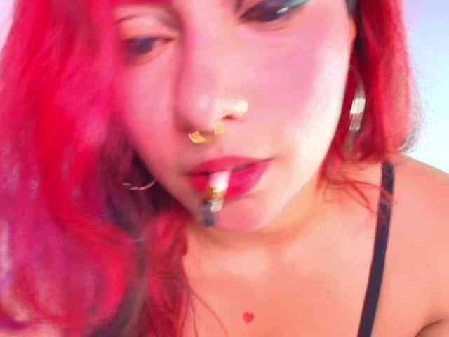 Ariia-Sweett webcam