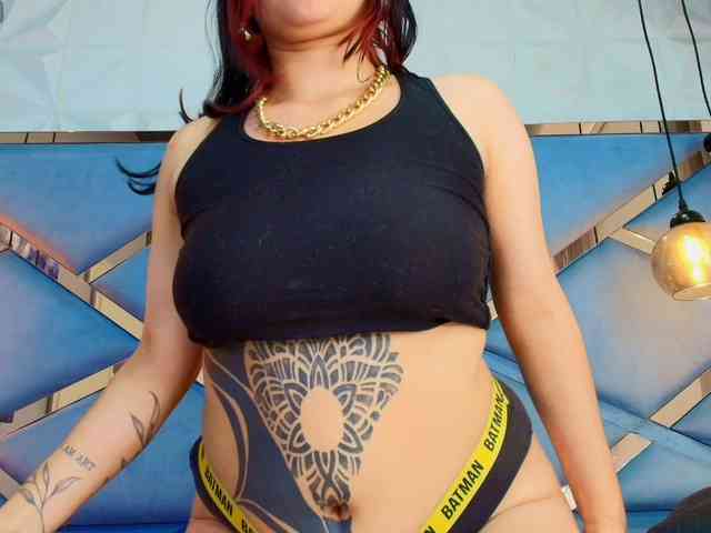 Ariia-Sweett Ariia-Sweett