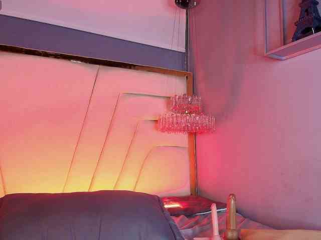 Ariia-Sweett webcam