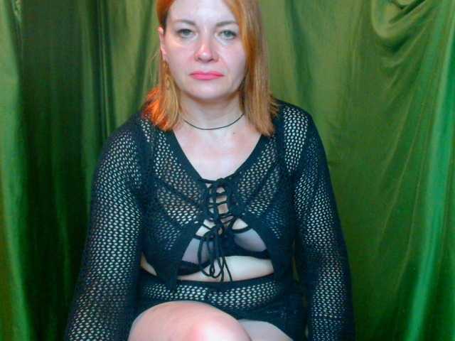 Milana9732 live cam on BongaCams