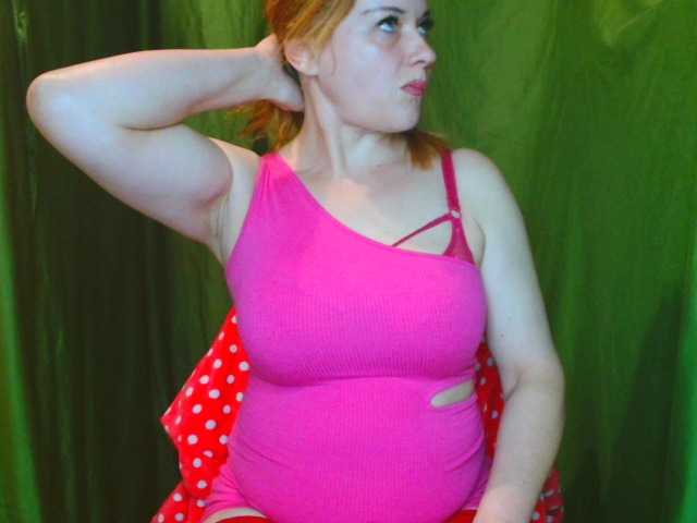 Milana9732 live cam preview