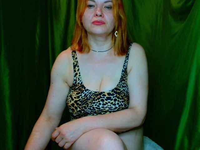Milana9732 live cam on BongaCams