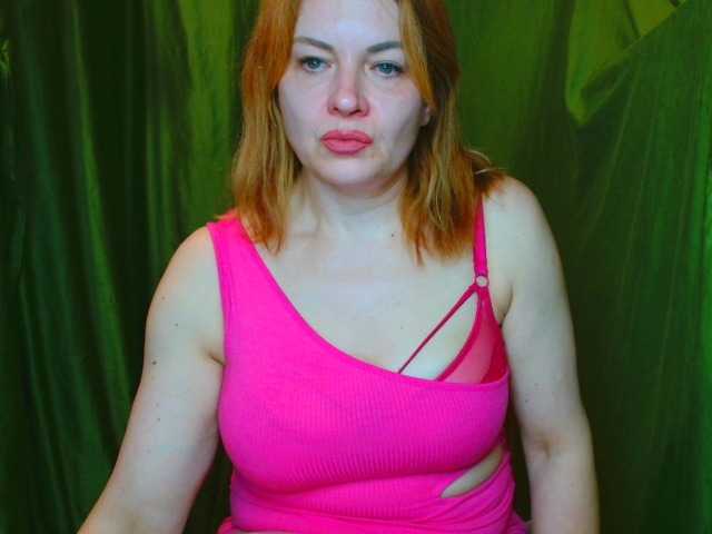 Milana9732, live now on BongaCams
