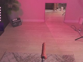 Image capture of MentallyMonika