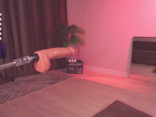  MentallyMonika chat room