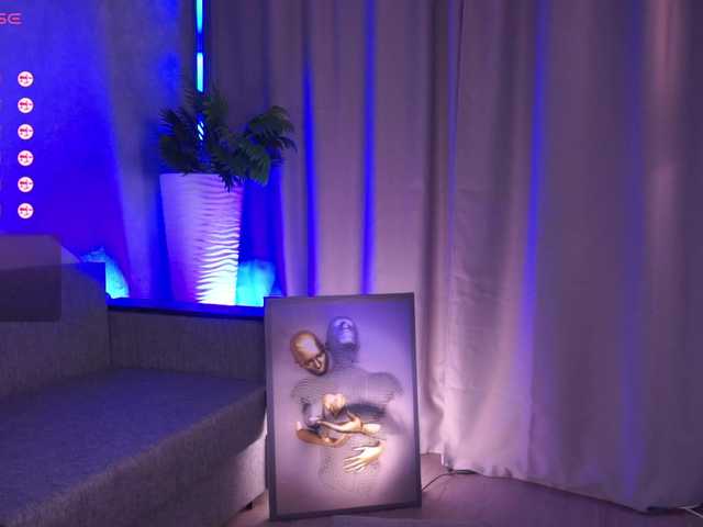  MentallyMonika chat room