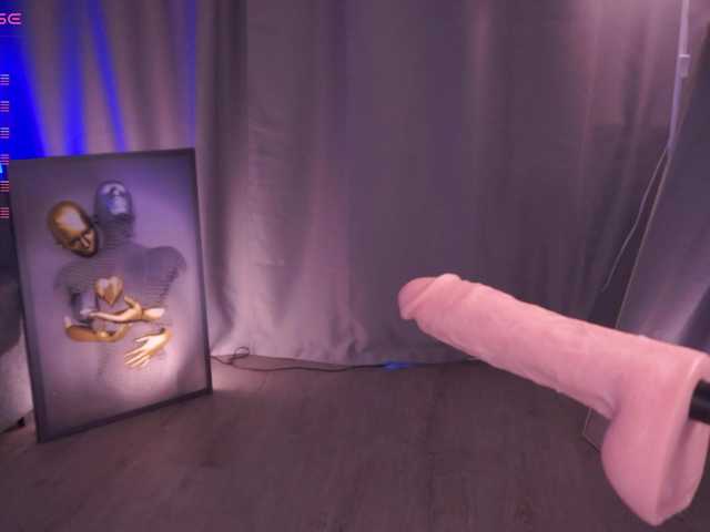  MentallyMonika chat room