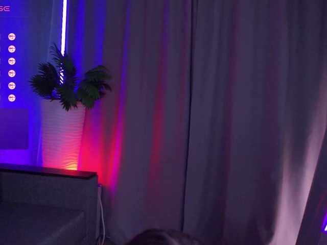 MentallyMonika live cam