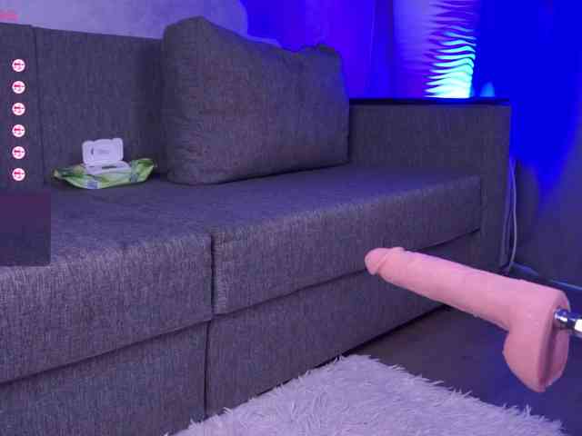 MentallyMonika Sex Cam Show