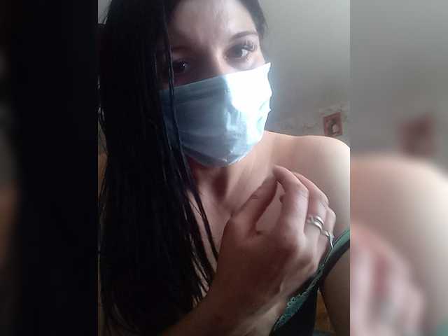 LisaXCaramelka live cam on BongaCams