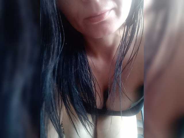 LisaXCaramelka live cam on BongaCams