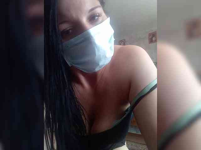 LisaXCaramelka webcam