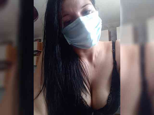 LisaXCaramelka webcam