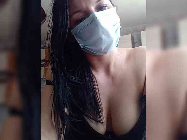 LisaXCaramelka webcam