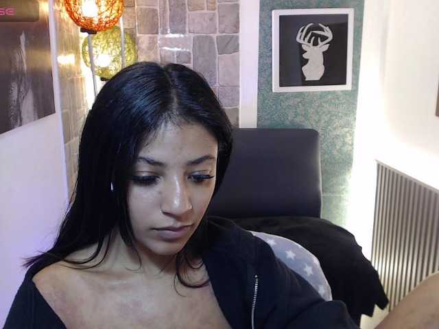 Scarleet-miaa live cam on BongaCams
