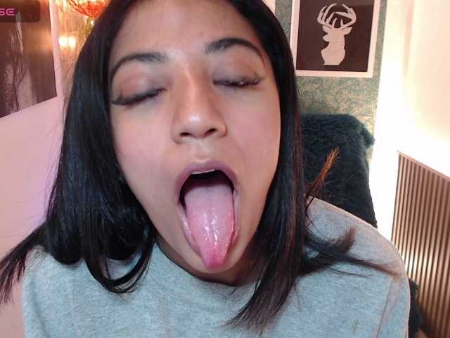 Scarleet-miaa live cam on BongaCams