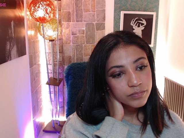 Scarleet-miaa live webcam show