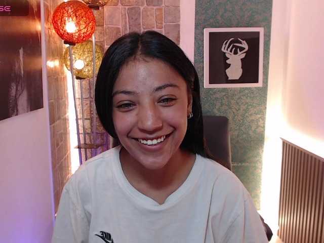 Scarleet-miaa live cam on BongaCams
