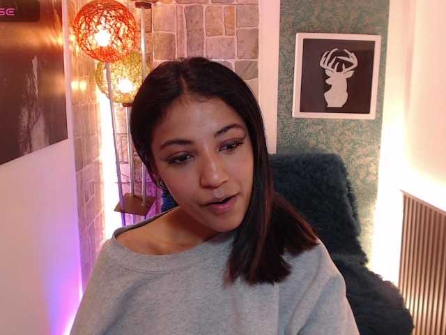 Scarleet-miaa live cam on BongaCams