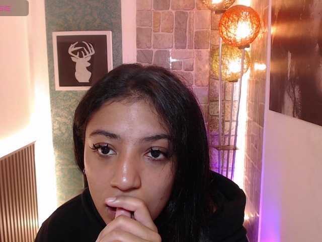 Scarleet-miaa live cam on BongaCams