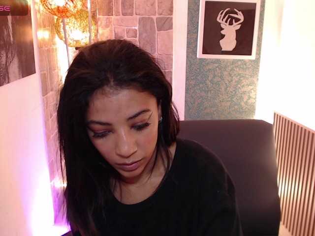 Scarleet-miaa live cam on BongaCams