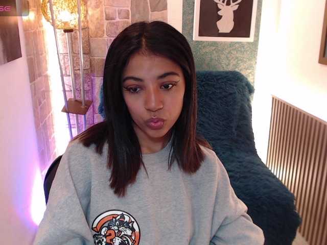 Scarleet-miaa live cam on BongaCams