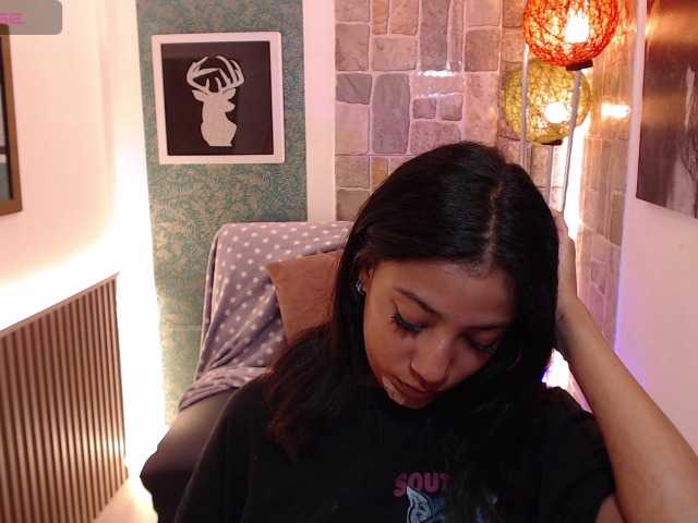 Scarleet-miaa live cam preview