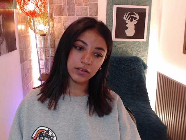 Scarleet-miaa live cam on BongaCams