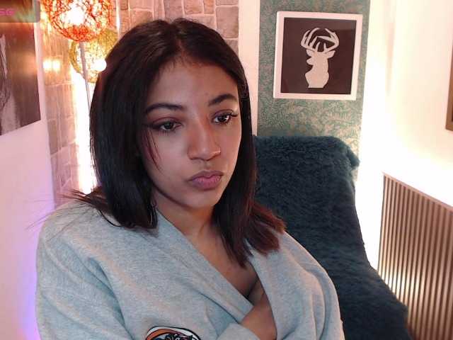 Scarleet-miaa live cam on BongaCams
