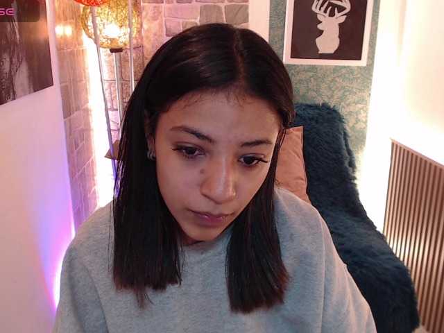Scarleet-miaa live webcam show