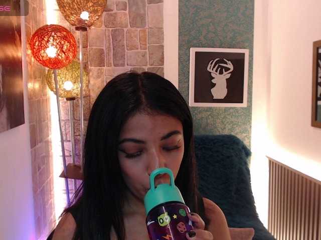 Scarleet-miaa live cam on BongaCams