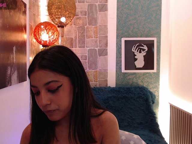 Scarleet-miaa live on BongaCams
