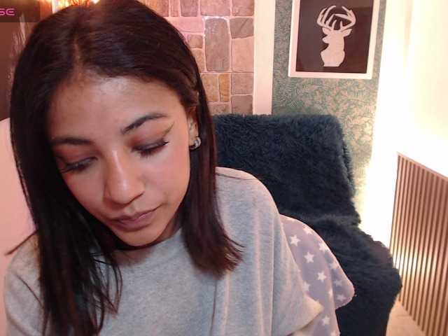 Scarleet-miaa live cam on BongaCams
