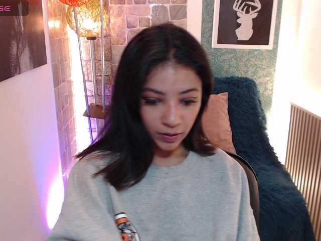 Scarleet-miaa live webcam show