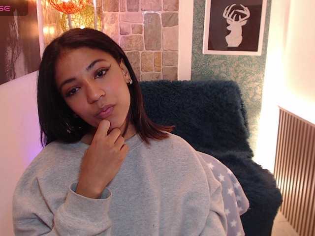 Scarleet-miaa live cam on BongaCams