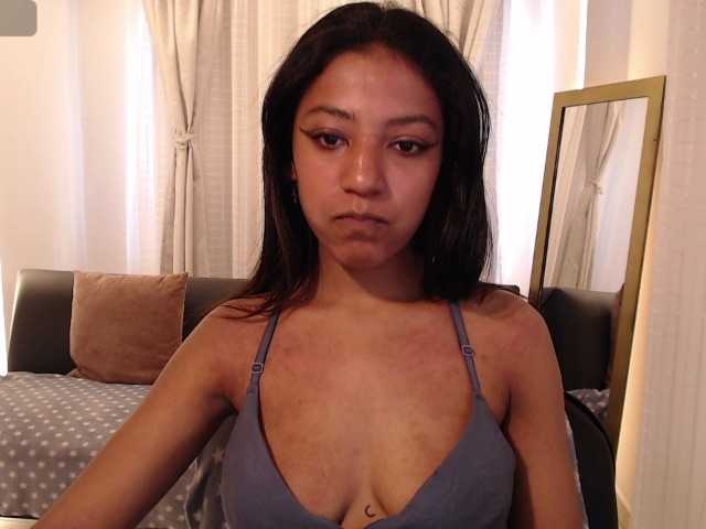 Scarleet-miaa webcam
