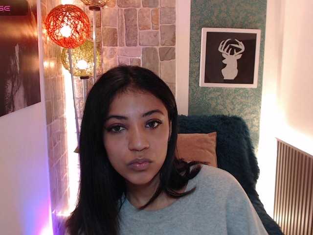 Scarleet-miaa live webcam show