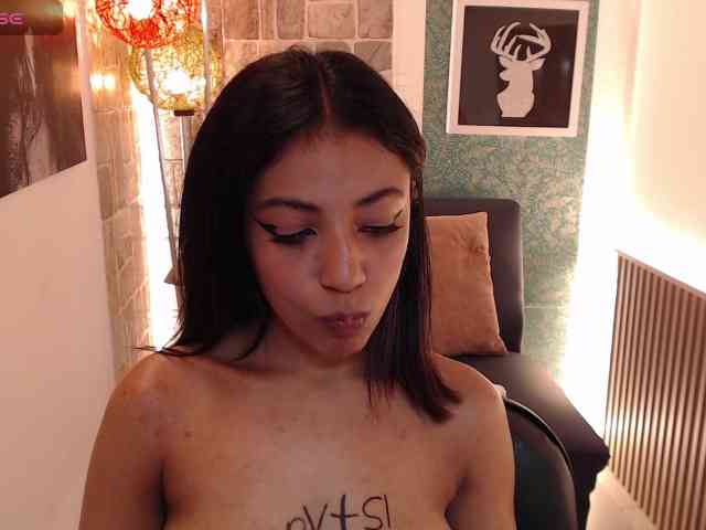 Scarleet-miaa webcam