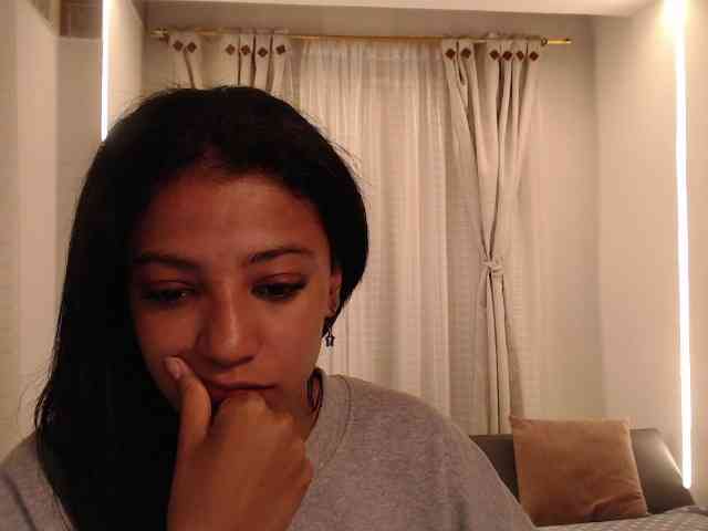 Scarleet-miaa webcam