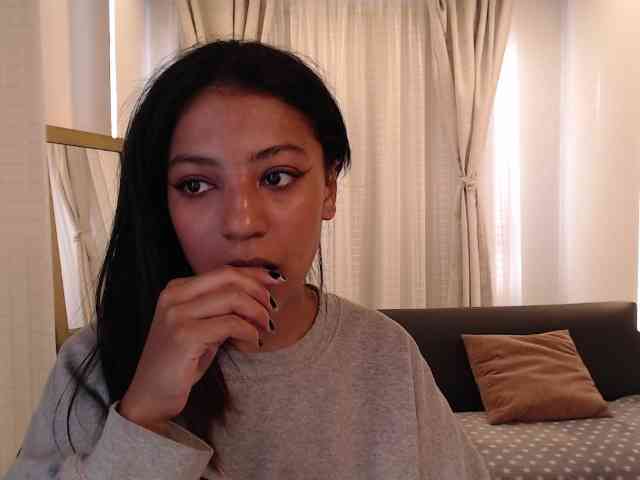 Scarleet-miaa webcam